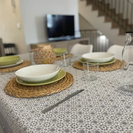 Azahar Centre & Parking Apartment *