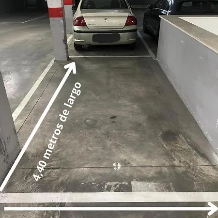 Azahar Centre & Parking * Córdoba